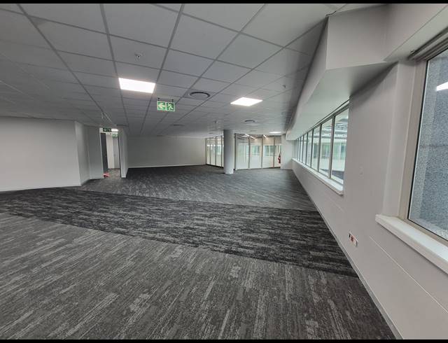 365M² OFFICE TO LET IN SANDTON CENTRAL